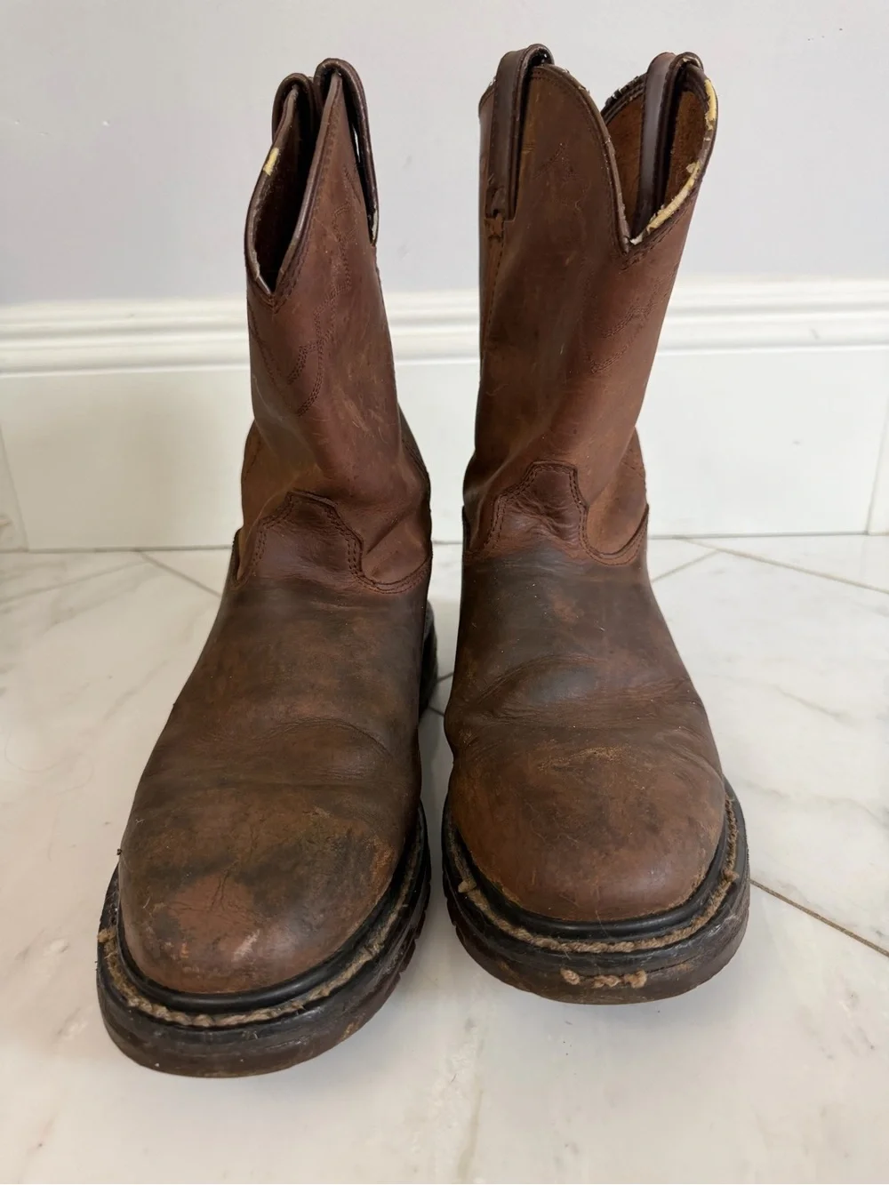 Rocky Men’s 9.5 brown leather midcalf round toe pull on comfort work boots